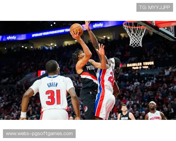 活塞杜伦26分10篮板，轻取开拓者巩固东部榜首